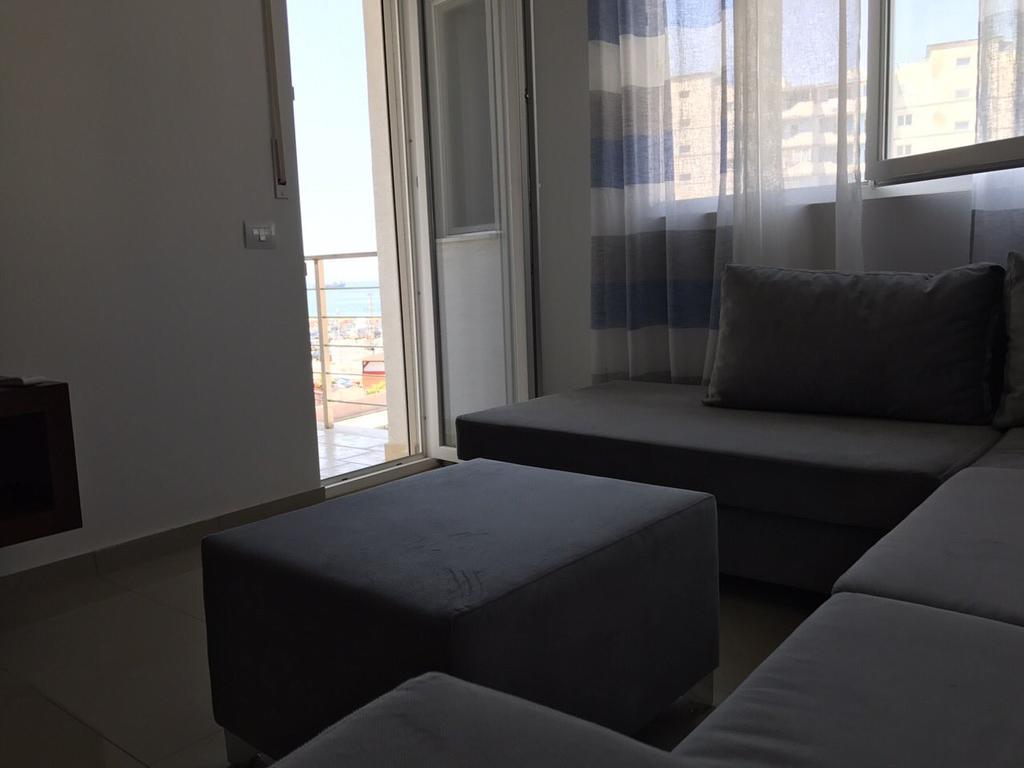 Viktoria'S Apartments Shengjin Bagian luar foto