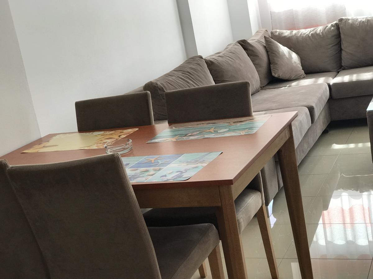 Viktoria'S Apartments Shengjin Bagian luar foto